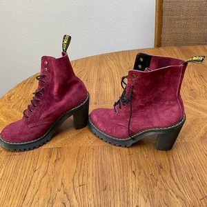 Doc Martin Boots size 8.5 like new, only worn once.